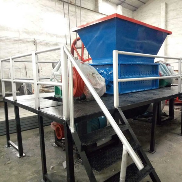 生物質(zhì)燃料撕碎機(jī)